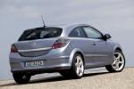 Opel Astra GTC 2005 года